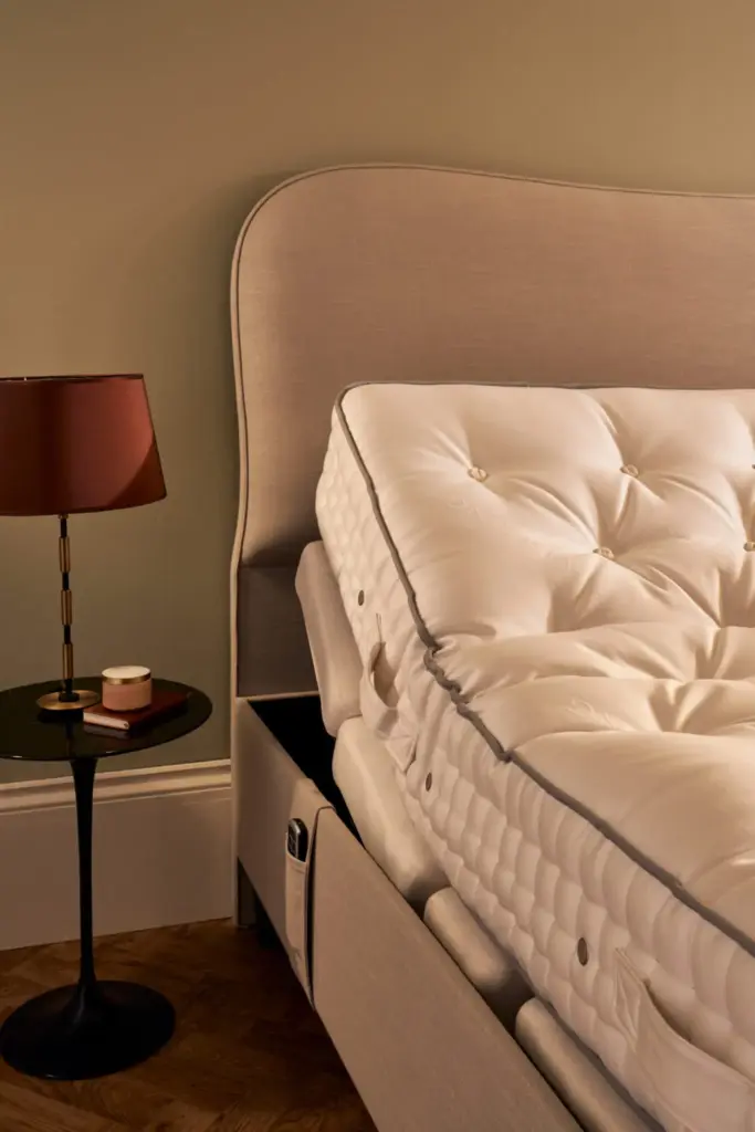 Vispring Serenity Regal Superb Bett